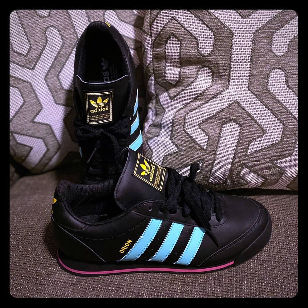 Adidas (Orion)